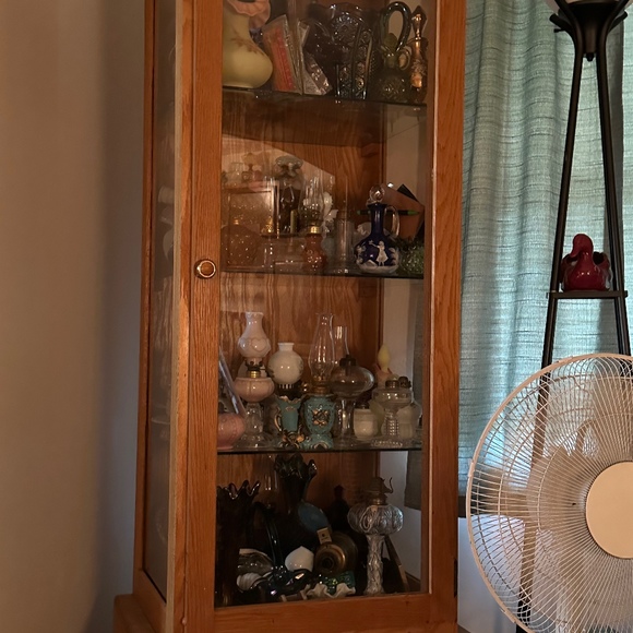 Meet your Posher, Debra - Picture 1 of 1